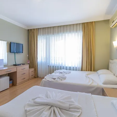 فندق دوست 2*