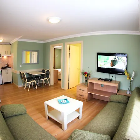 دوست فندق 2*