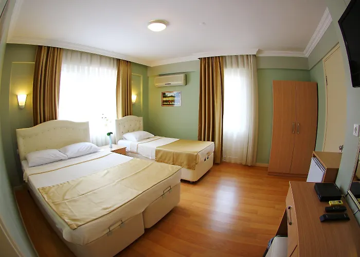 دوست 2* مرمريس