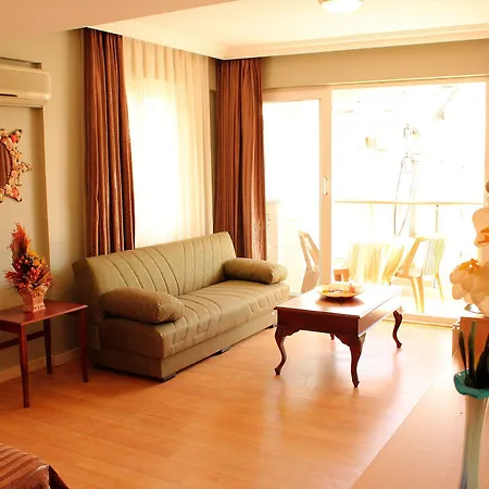 ドスト マルマリス