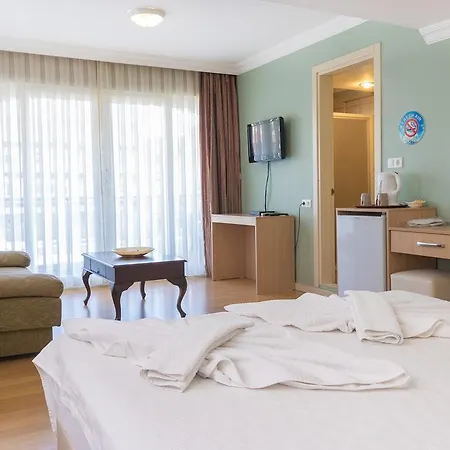 Otel Dost 2*