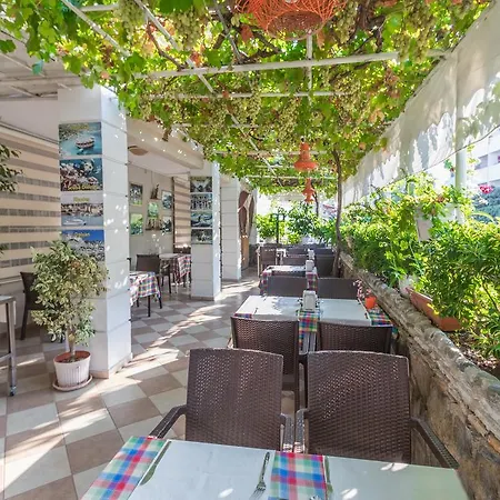 Dost Otel