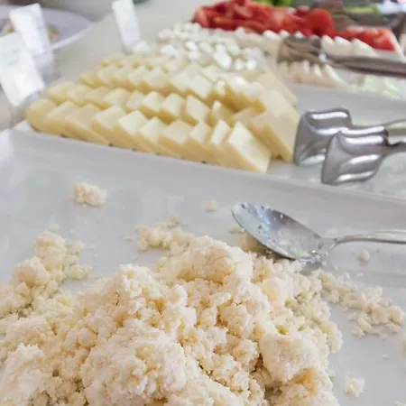 Dost Otel