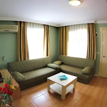 ドスト ホテル マルマリス