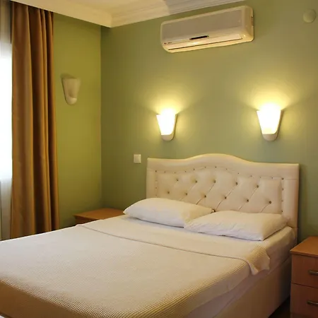 ドスト 2* マルマリス