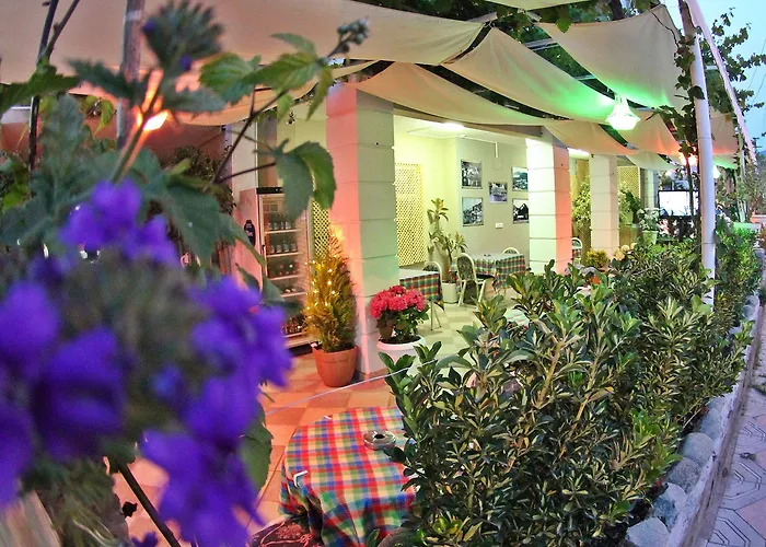 ホテル ドスト 2*