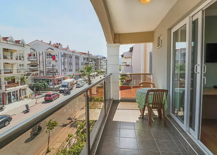 ドスト マルマリス