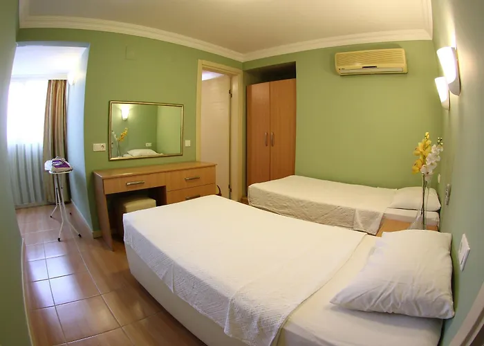 ドスト マルマリス